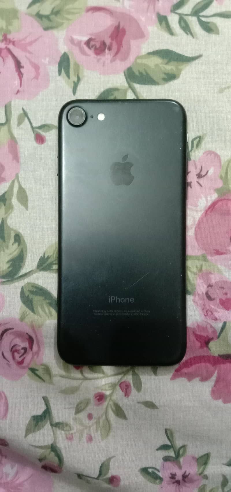 Apple iPhone 7 1