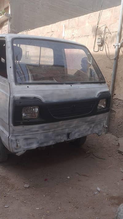Suzuki 800cc hain body condition apka samna hain