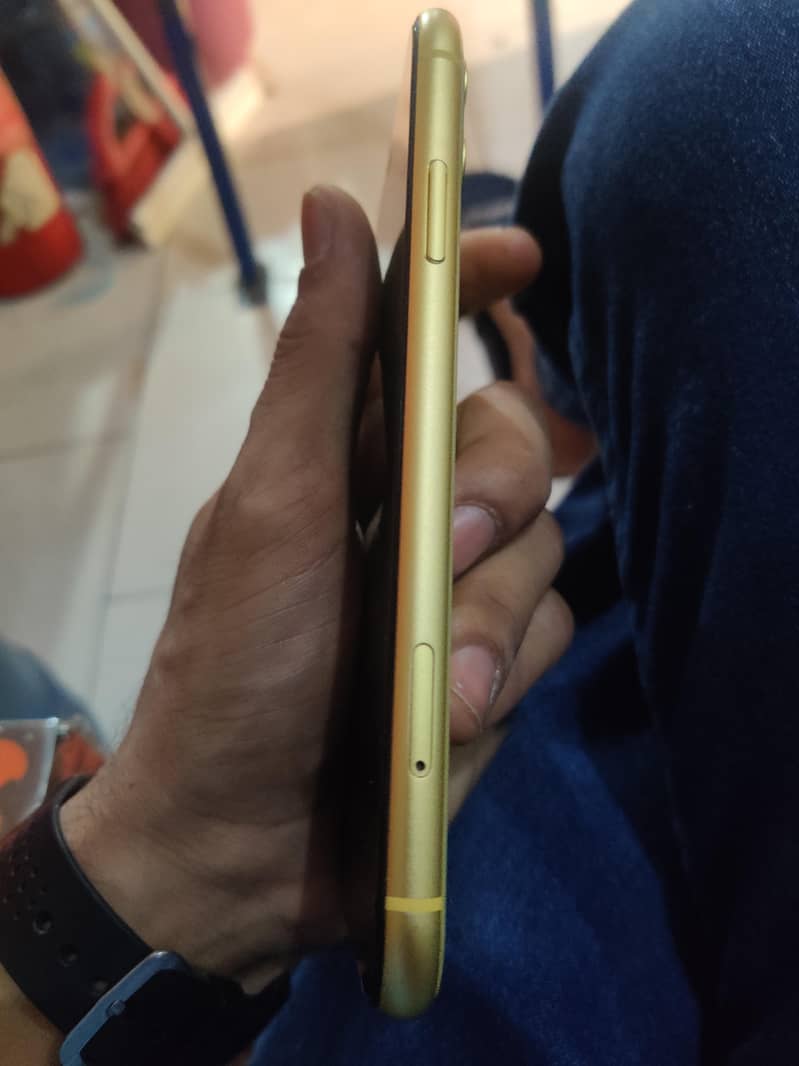 Apple iPhone 11 2
