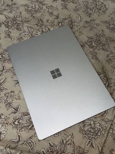 Microsoft Surface Book 3 – Core i7 10th Gen