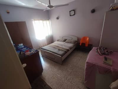 Rent 400ghz 3bed. d. d ground AVQ society Alladin park Rashid minhas road