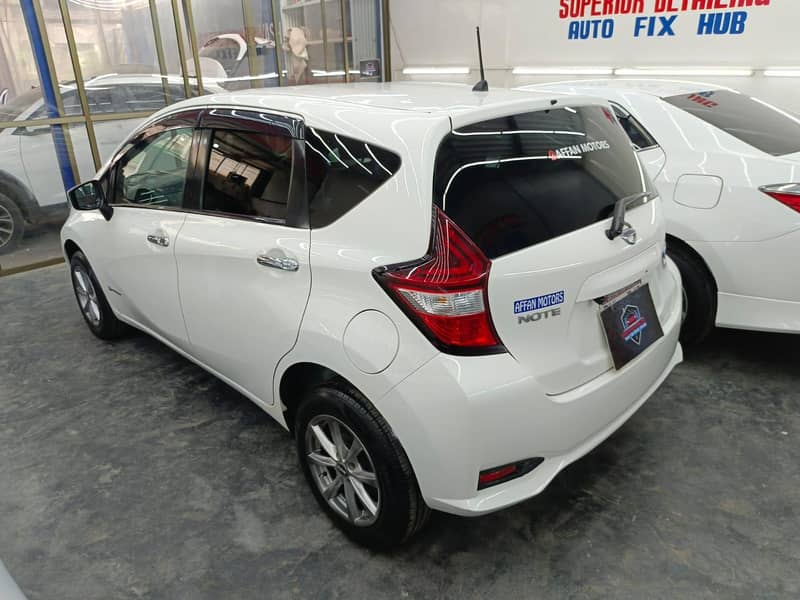 Nissan Note e power 0