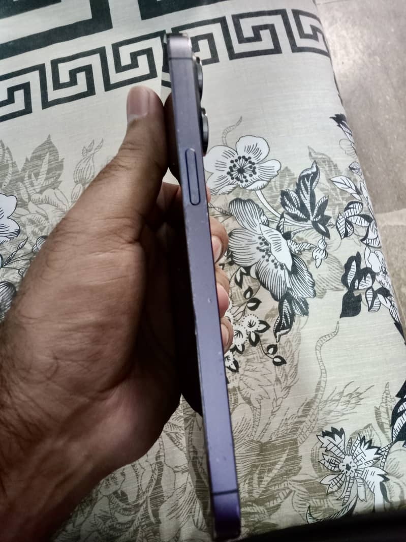 IPHONE 14 pro max 6