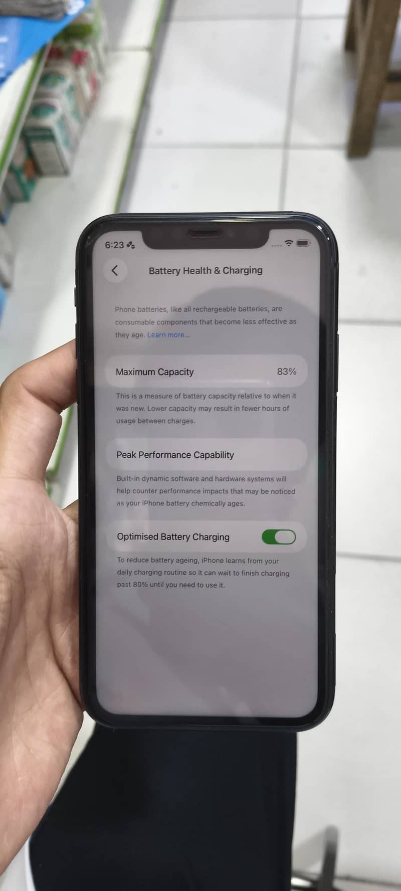 Apple iPhone 11 3