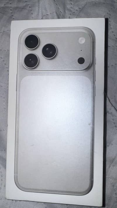 Apple iPhone 17 Pro Max pack
