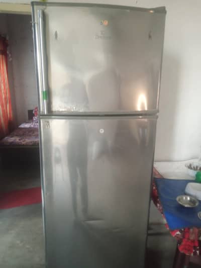 Dawalance best condition refrigerator  for urgent sale 03045151920