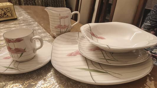Semi porcelain Quadrille Savoir , Made in Korea