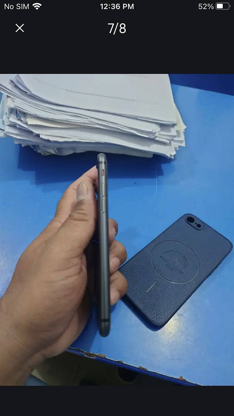 Apple iPhone 8 4