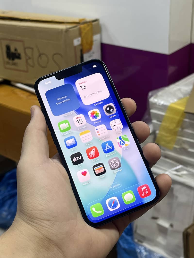 Apple iPhone 13 2