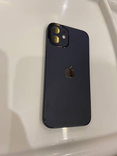 Apple iPhone 12 (pta approved- first hand used)