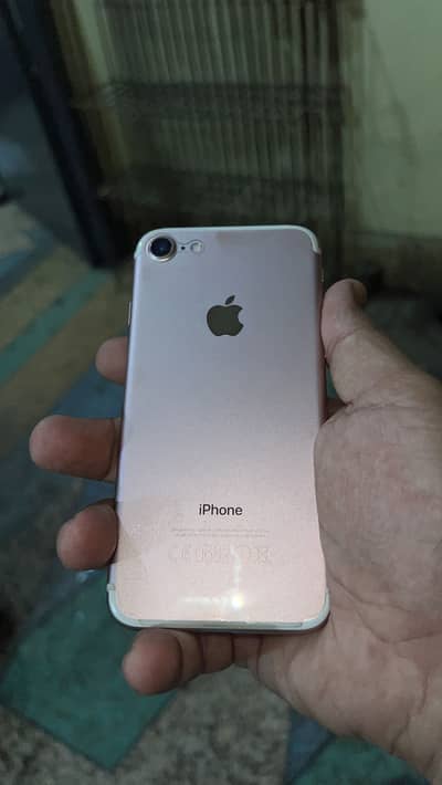 Apple iPhone 7 PTA approved