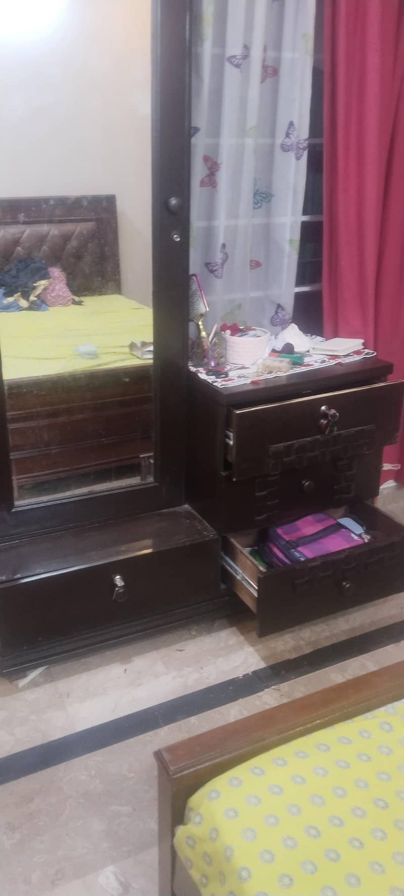 Dressing Table 2