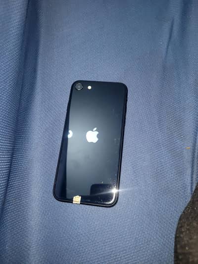 Apple iPhone SE 3 (2022)