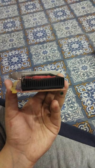 AMD Radeon r7 430 2 gb GPU faulty/for repair
