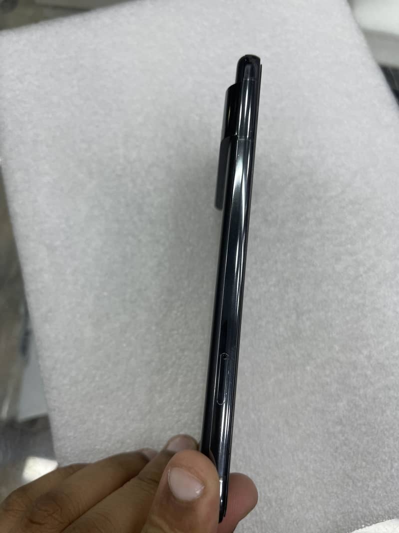 Google Pixel 8 Pro 6
