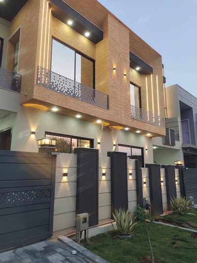 Brand new 5 marla house for sale in F block/B-17