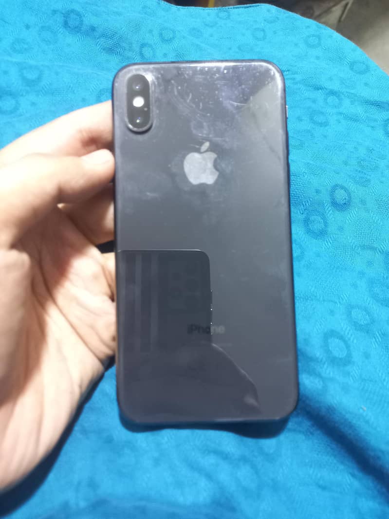 Apple iPhone X 4