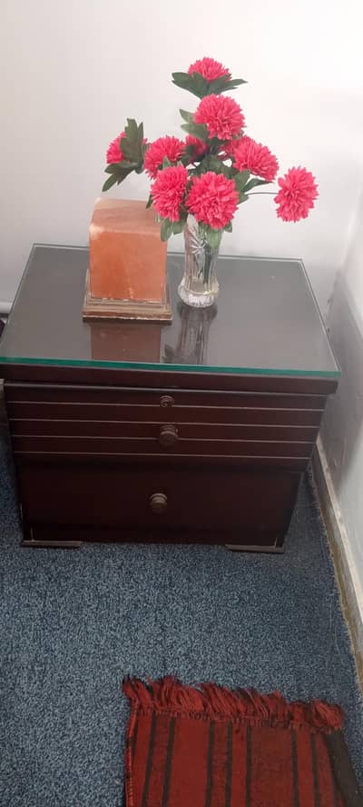 2 side tables for sale