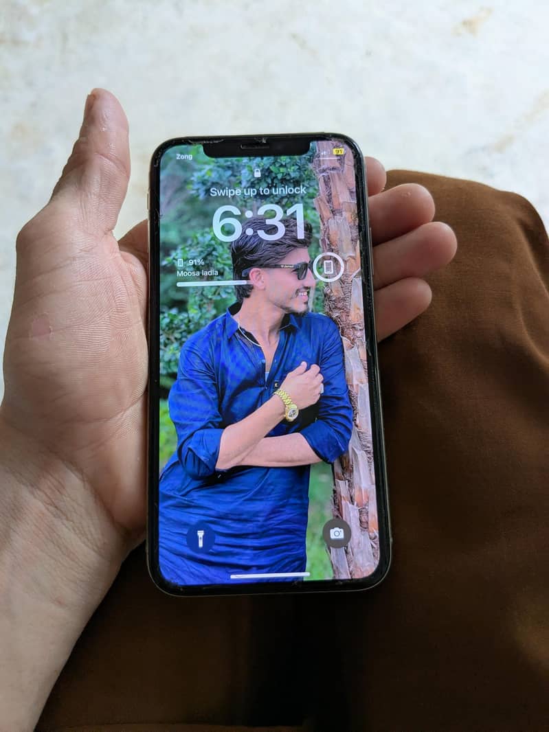 Apple iPhone X 6
