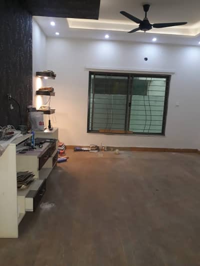 10 Marla 4 Bedroom House Available For Sale In Sector D, Askari 10, Lahore Cantt