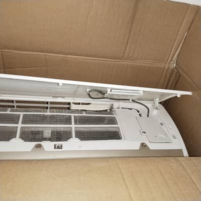 Orient Ultron Series 1.5 ton DC Inverter 2016 model
