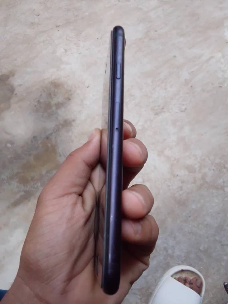 Apple iPhone 7 5