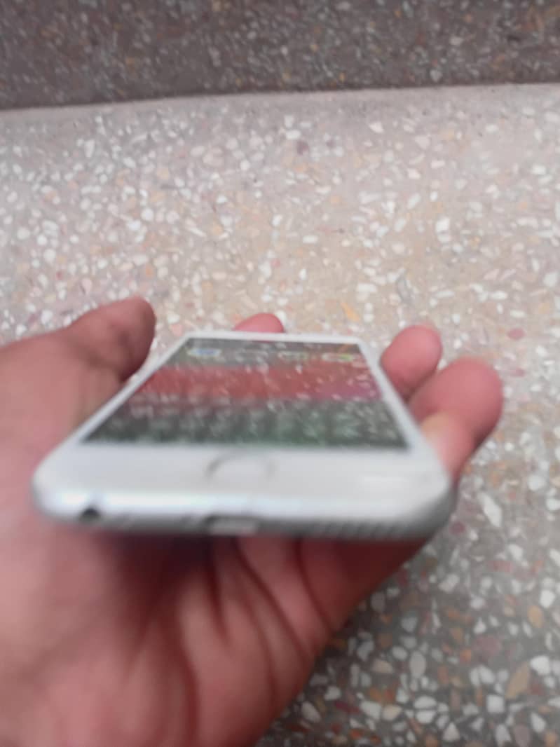 Apple iPhone 6 2