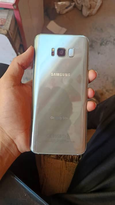 Samsung Mobile S8 Plus lush phone