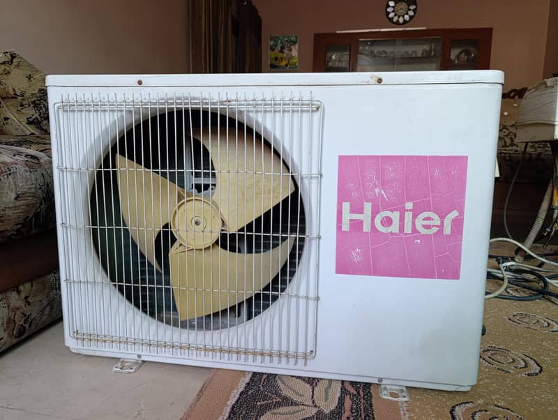 Split AC just like new zero meter 0
