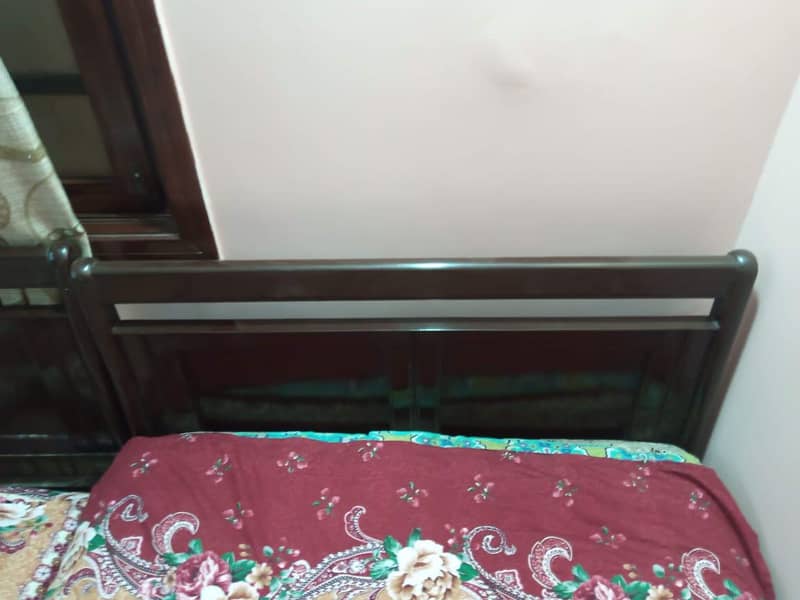 single bed 2
