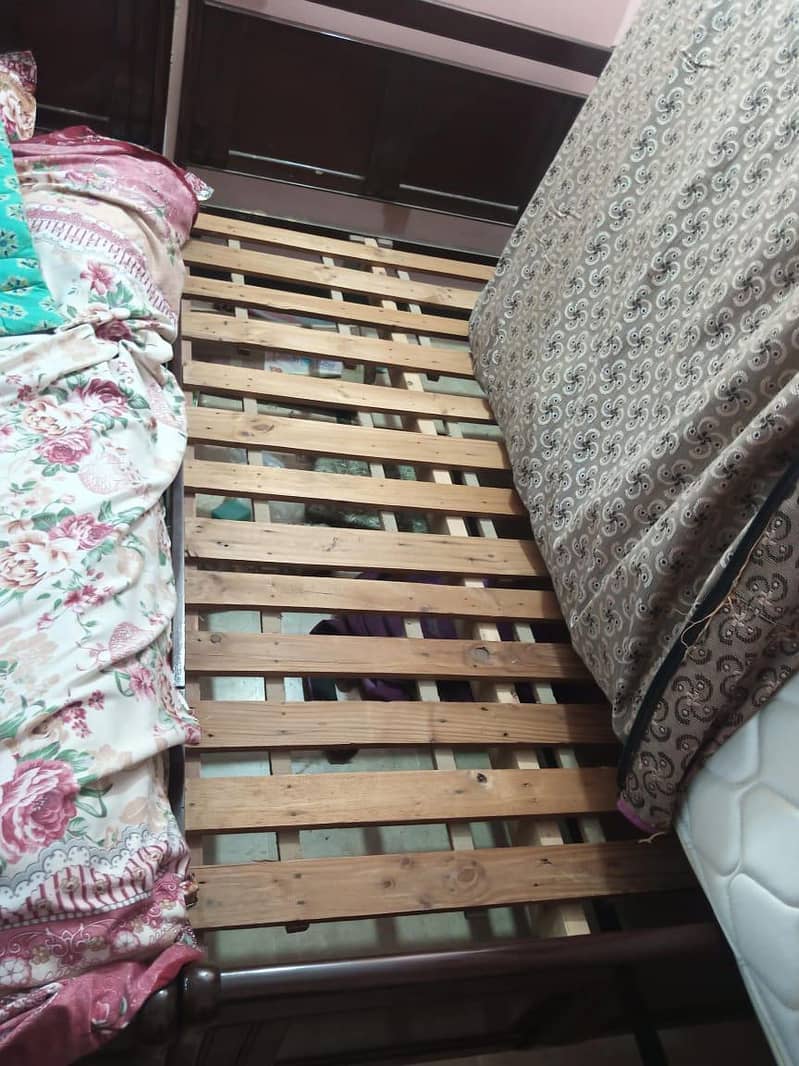 single bed 6