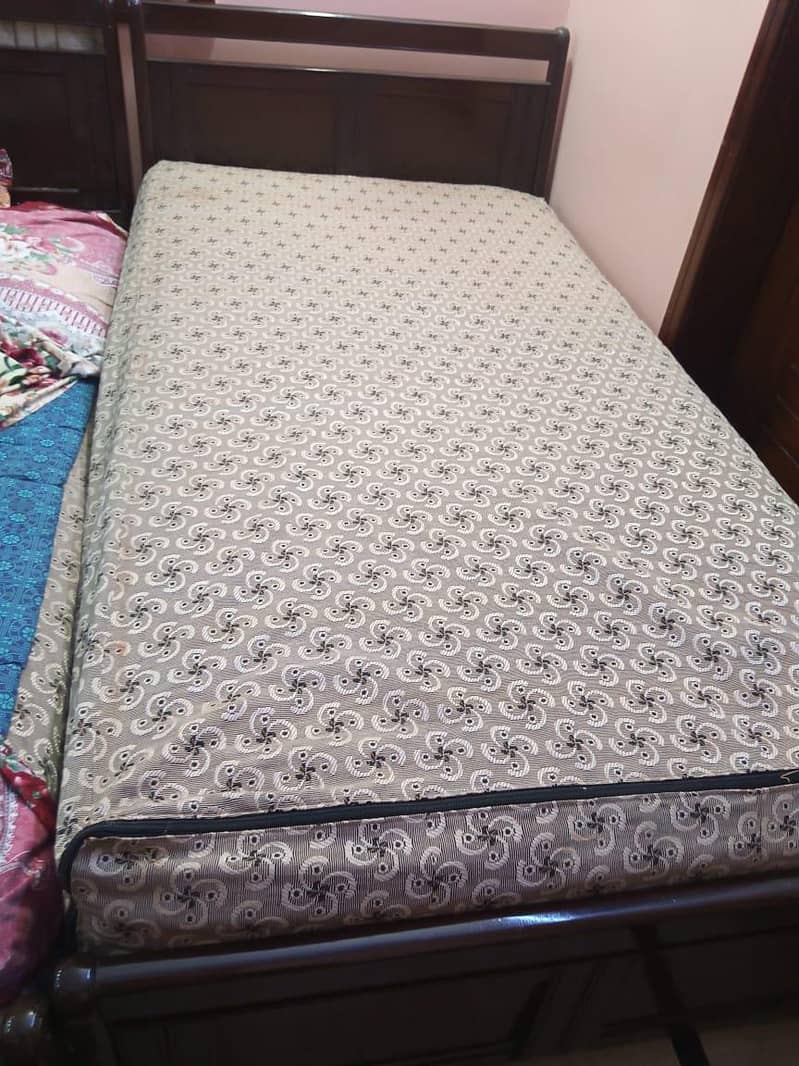single bed 10