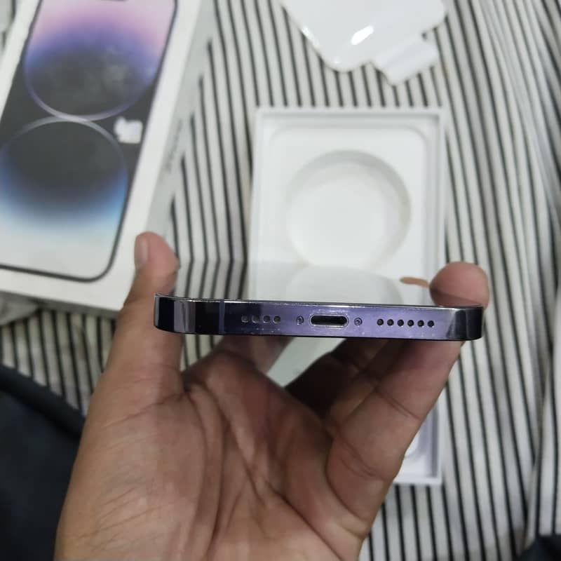 iphone 14pro max 4