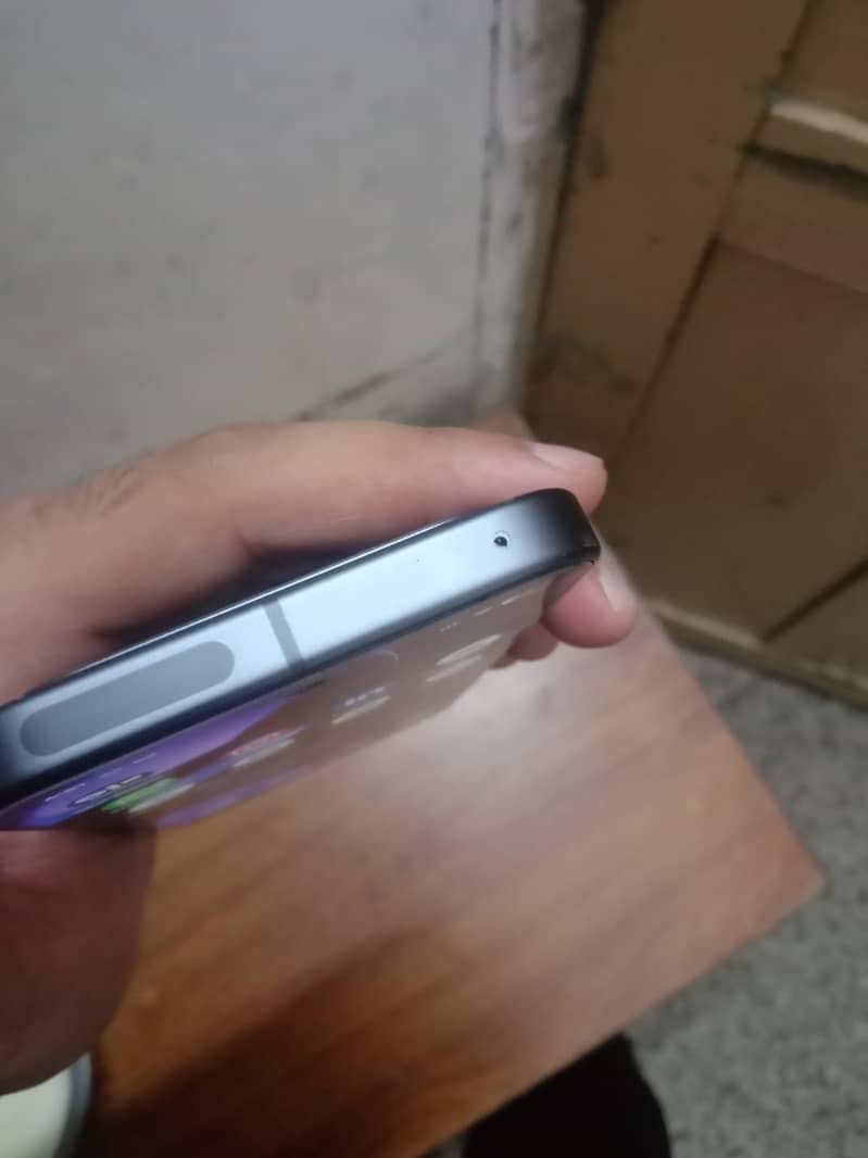 Google Pixel 9 3