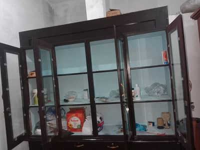 showcase for sale  8/10 condition
