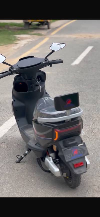 United smart pro scooty 2026 model