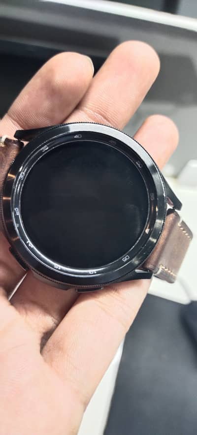 Samsung Galaxy 4 Classic 46mm smart watch