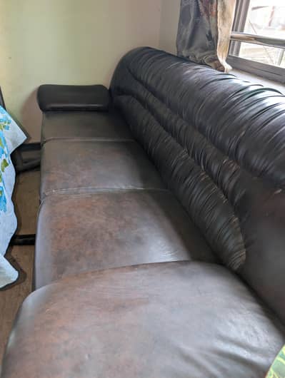 Six(6) seater sofa in good condition.