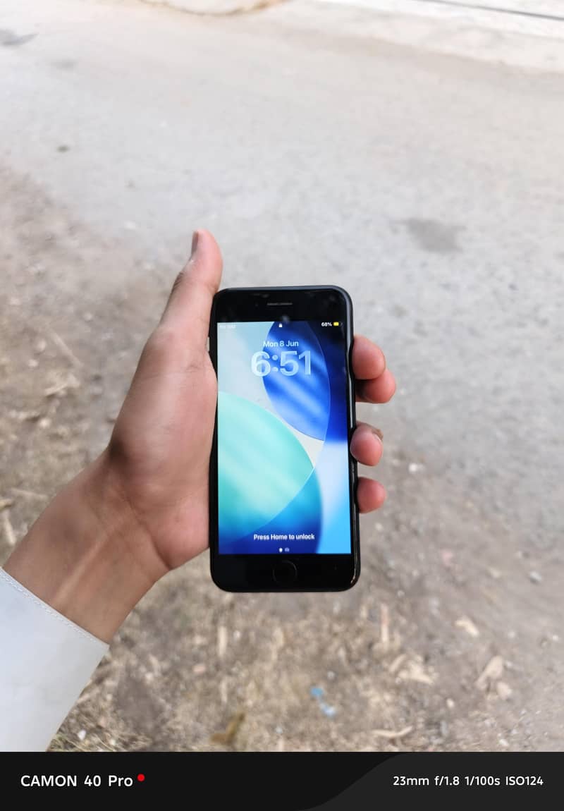 Apple iPhone SE 4
