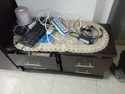 bed with corner desk