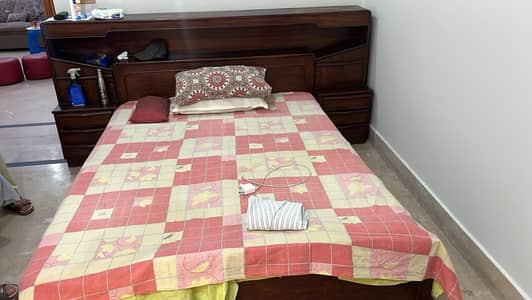 orignal wood double bed