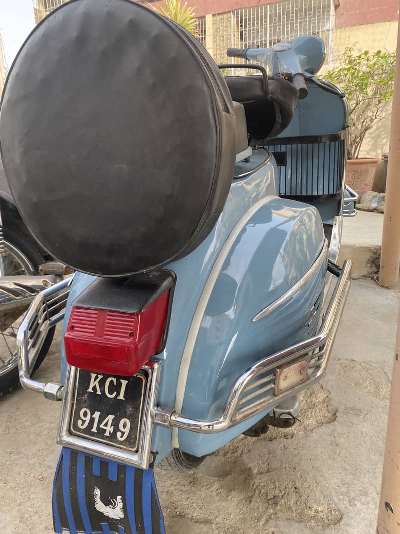 Vespa 2