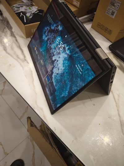 Lenovo ThinkPad X390 Yoga – Core i5 8th