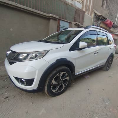 Honda BRV-S 2018 AUTOMATIC FULL OPTION