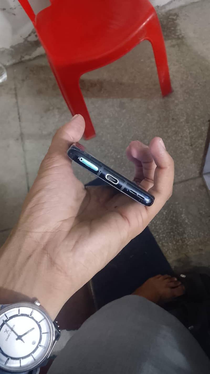 One Plus 8 Pro 5