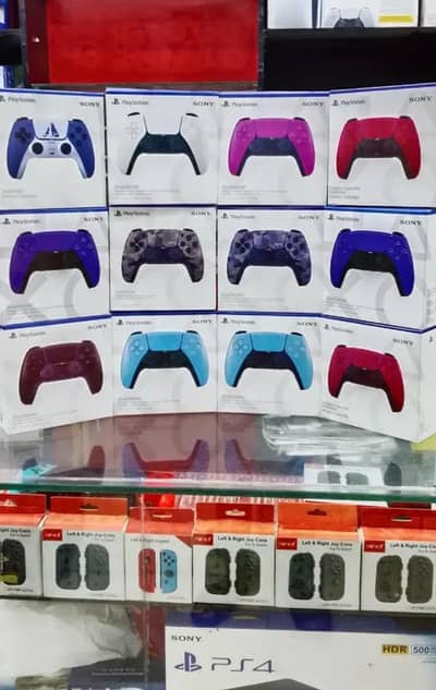 almost brand new ps5 controllers with box