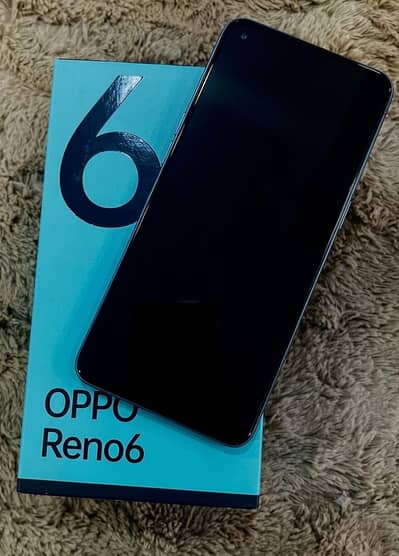 OPPO Reno6