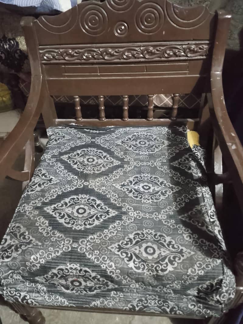 used condition sofa set 4