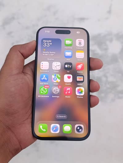 Apple iPhone 16 Pro