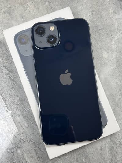 Apple iPhone 13